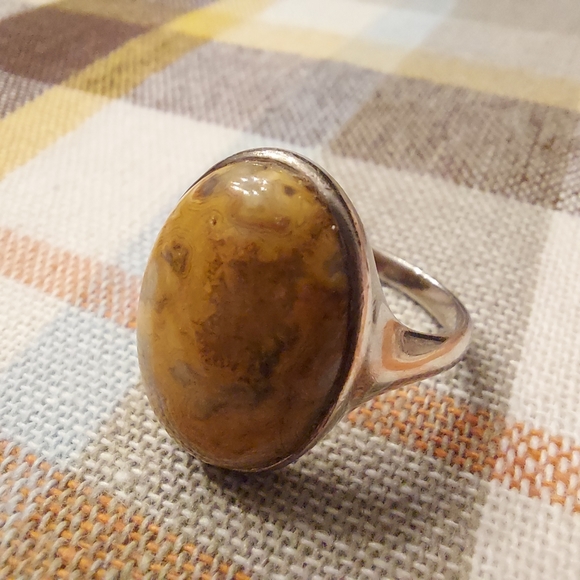 925 Sterling Silver Ring - Picture 1 of 4